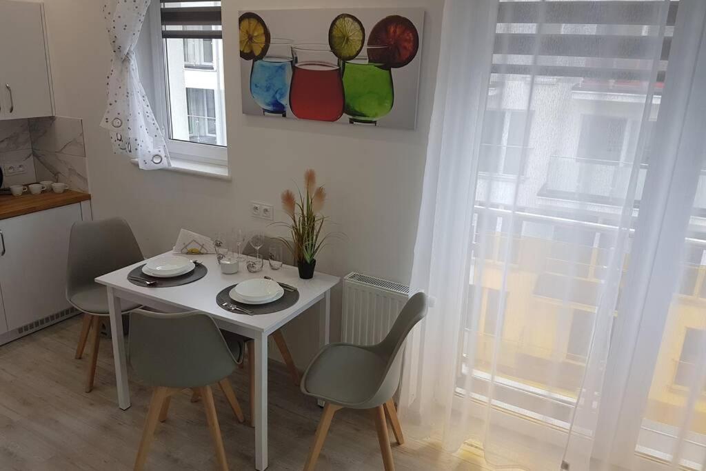 Komfortowy Nowoczesny Apartament Kustronia Z Garazem Balkonem Wanna Bielsko-Biała Ngoại thất bức ảnh
